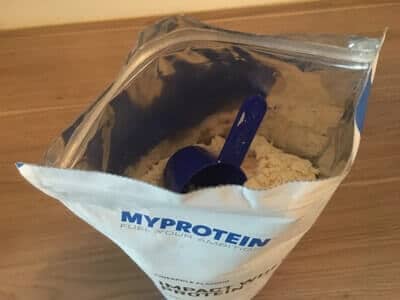 myprotein-impact-whey-test-tuete-offen-pulver